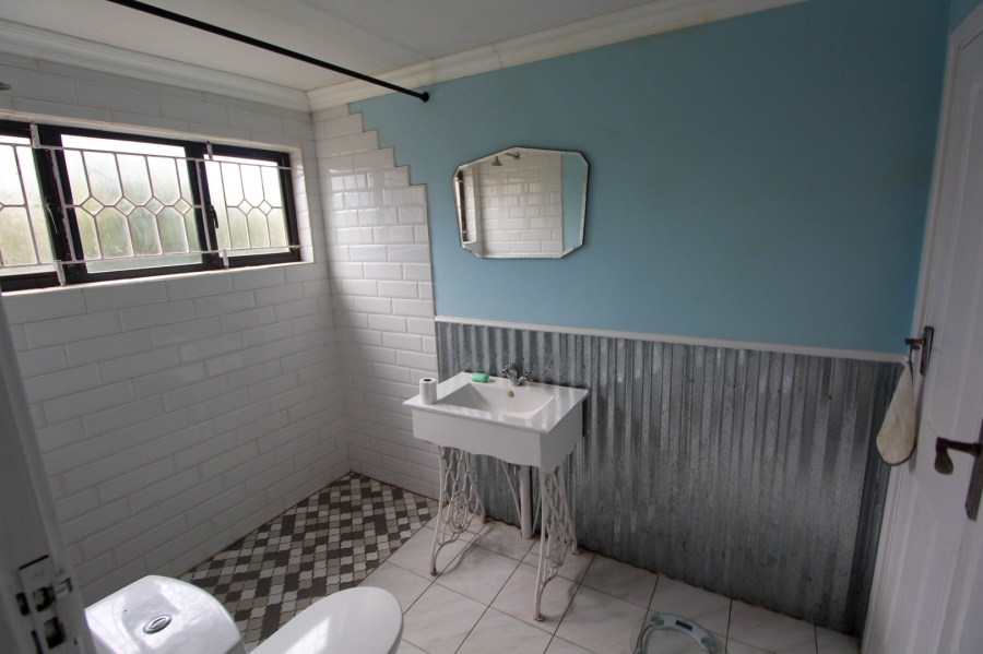 6 Bedroom Property for Sale in Ocean View KwaZulu-Natal