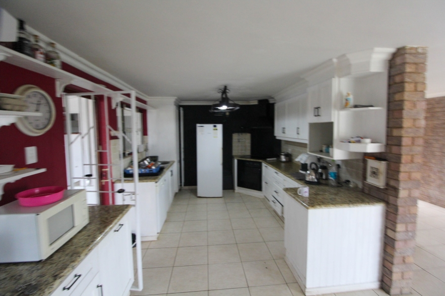 6 Bedroom Property for Sale in Ocean View KwaZulu-Natal