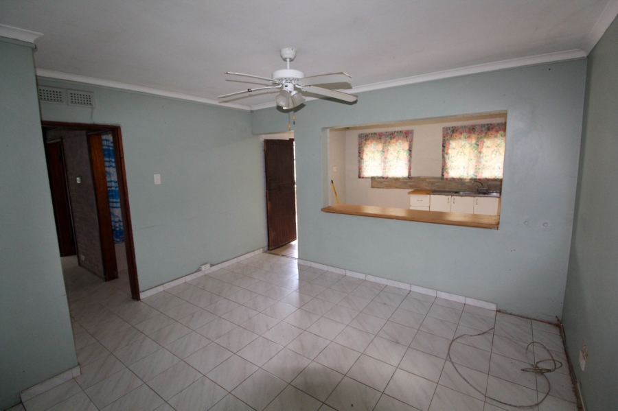 6 Bedroom Property for Sale in Ocean View KwaZulu-Natal