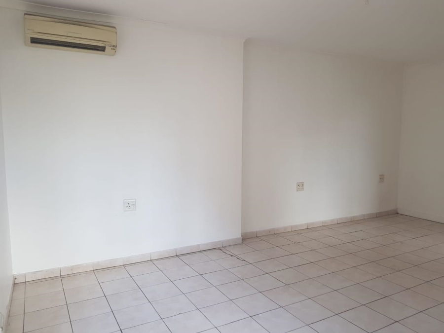 To Let 4 Bedroom Property for Rent in Overport KwaZulu-Natal