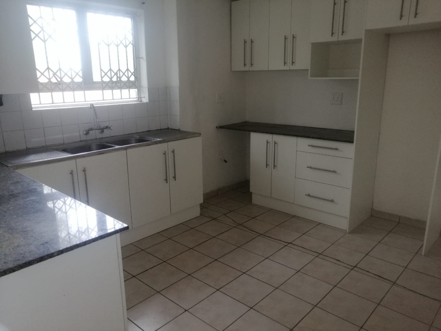 To Let 4 Bedroom Property for Rent in Overport KwaZulu-Natal