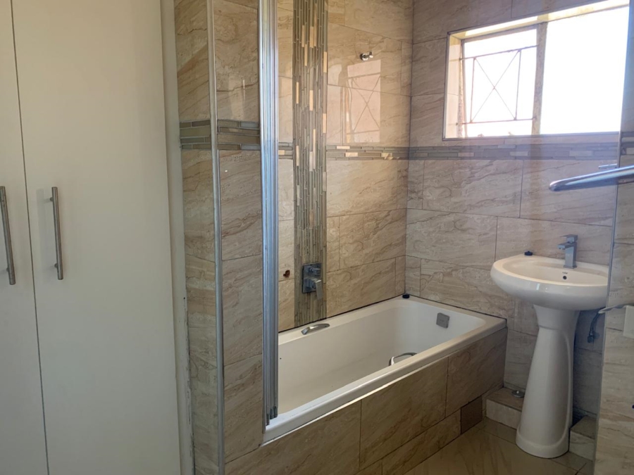 3 Bedroom Property for Sale in Empangeni Central KwaZulu-Natal