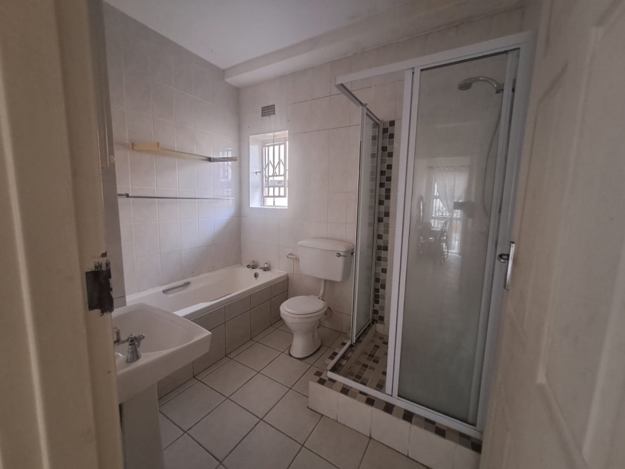 2 Bedroom Property for Sale in Lawrence Rocks KwaZulu-Natal