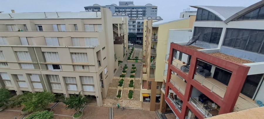 5 Bedroom Property for Sale in New Town Centre KwaZulu-Natal
