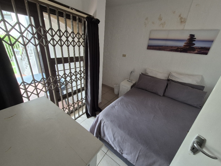 To Let 3 Bedroom Property for Rent in Manaba Beach KwaZulu-Natal