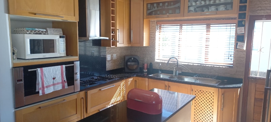 3 Bedroom Property for Sale in Glenwood KwaZulu-Natal