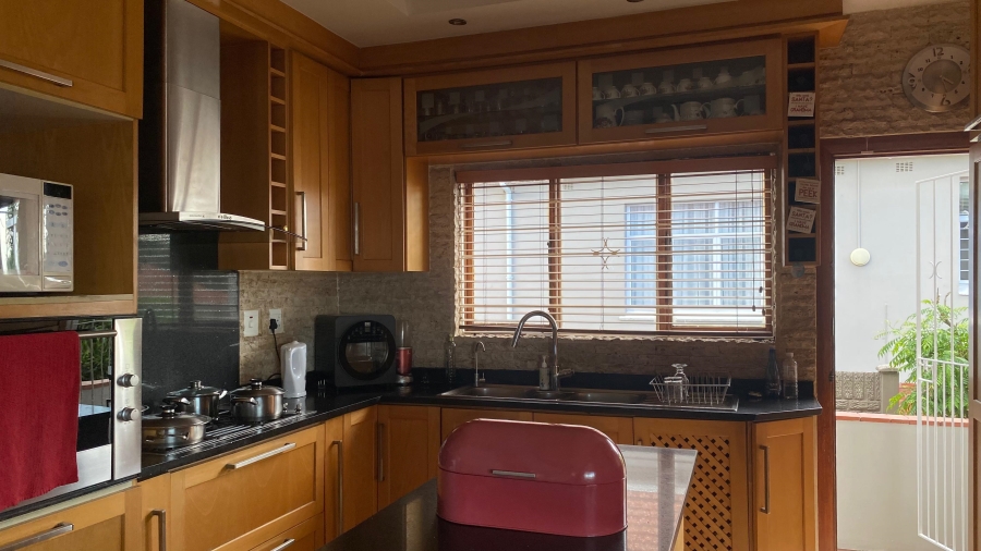 3 Bedroom Property for Sale in Glenwood KwaZulu-Natal