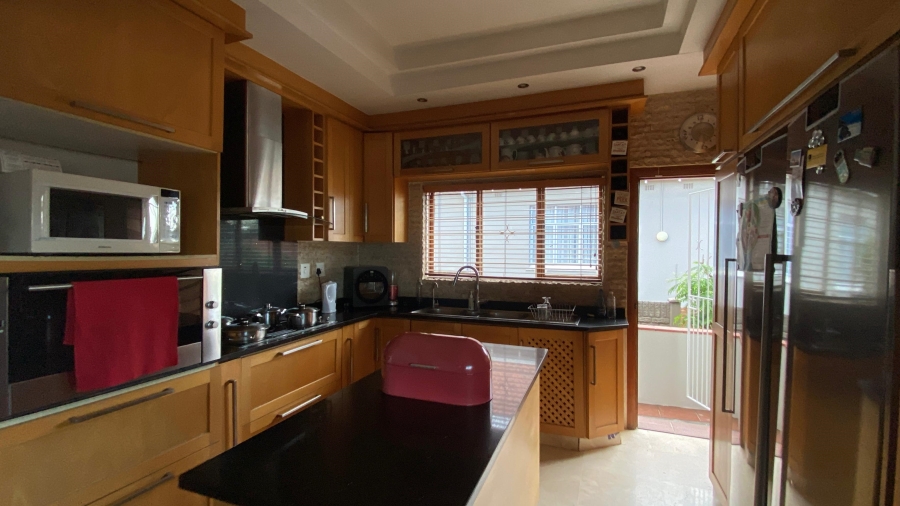 3 Bedroom Property for Sale in Glenwood KwaZulu-Natal