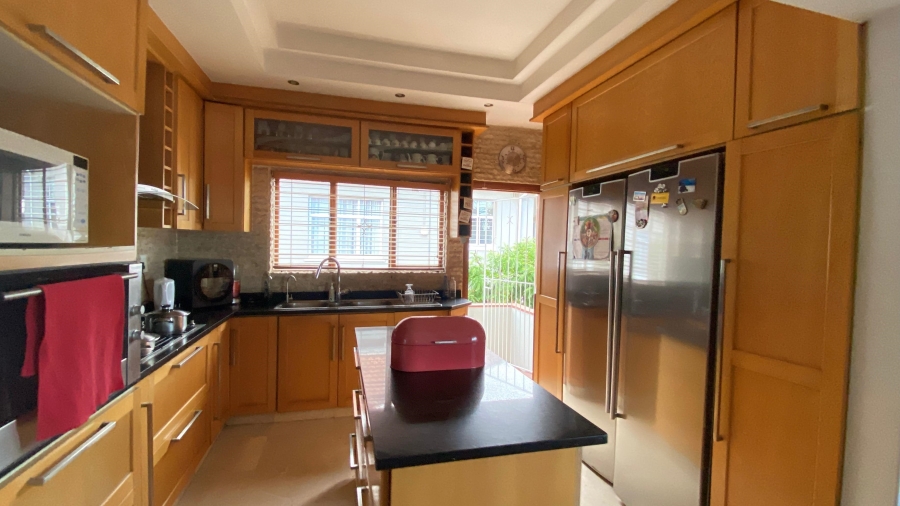 3 Bedroom Property for Sale in Glenwood KwaZulu-Natal