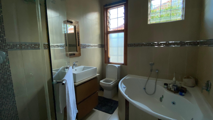 3 Bedroom Property for Sale in Glenwood KwaZulu-Natal