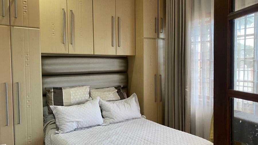 3 Bedroom Property for Sale in Glenwood KwaZulu-Natal