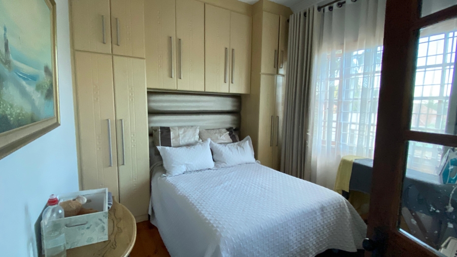 3 Bedroom Property for Sale in Glenwood KwaZulu-Natal