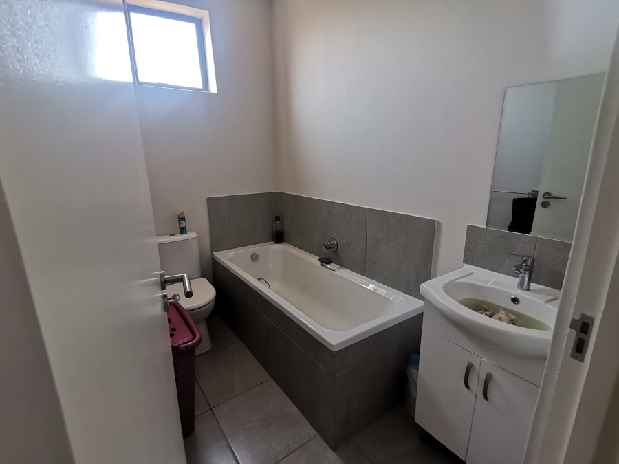 To Let 2 Bedroom Property for Rent in Bluff KwaZulu-Natal