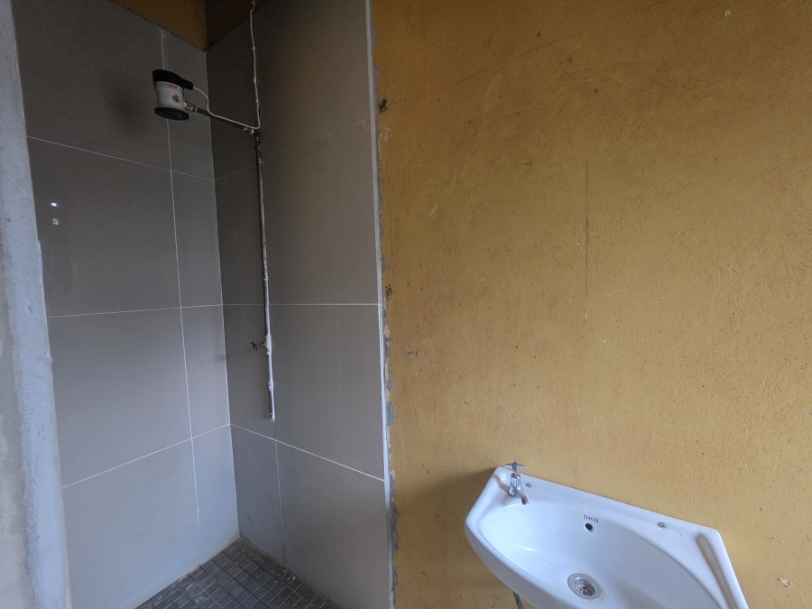 1 Bedroom Property for Sale in Woodlands KwaZulu-Natal