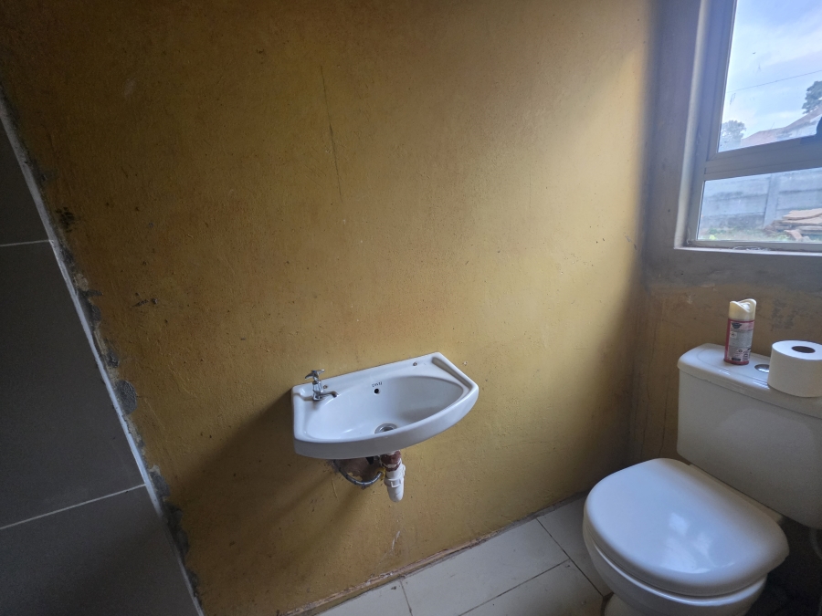 1 Bedroom Property for Sale in Woodlands KwaZulu-Natal