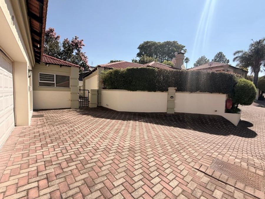 3 Bedroom Property for Sale in Aviary Hill KwaZulu-Natal