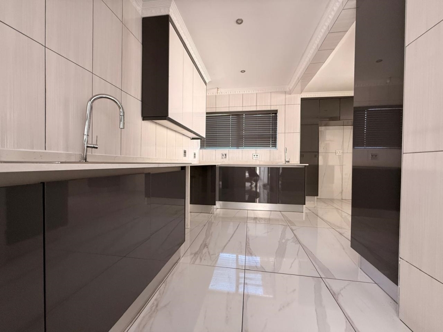 3 Bedroom Property for Sale in Aviary Hill KwaZulu-Natal