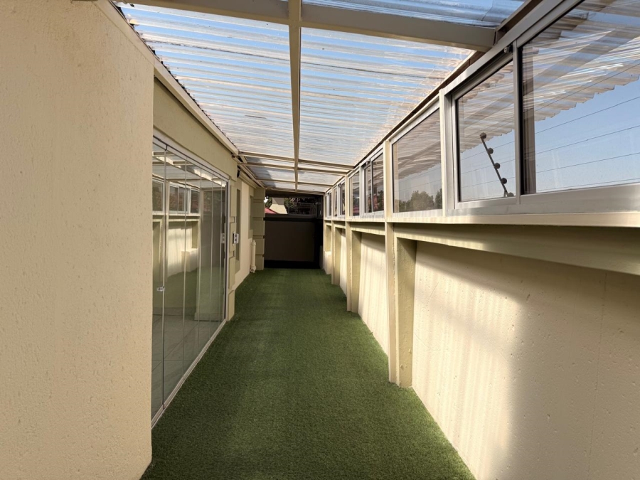 3 Bedroom Property for Sale in Aviary Hill KwaZulu-Natal