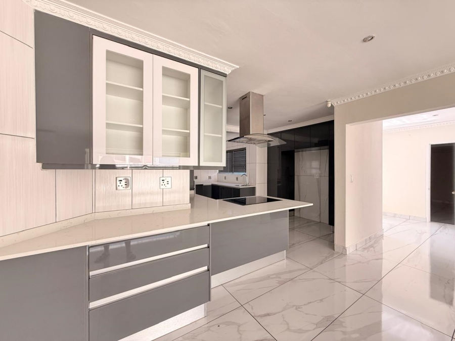 3 Bedroom Property for Sale in Aviary Hill KwaZulu-Natal