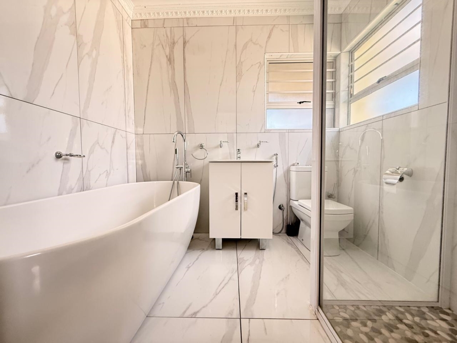 3 Bedroom Property for Sale in Aviary Hill KwaZulu-Natal