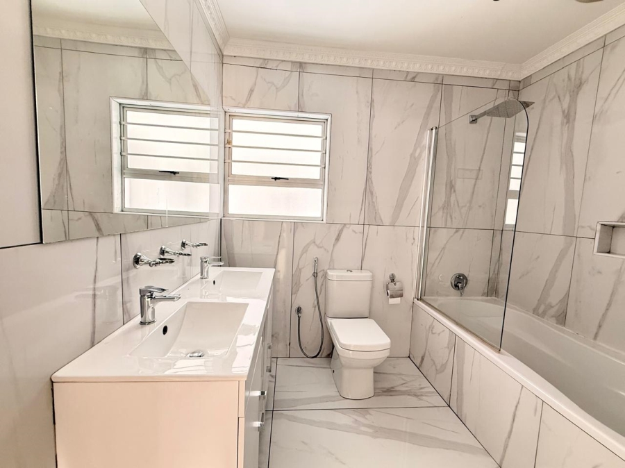 3 Bedroom Property for Sale in Aviary Hill KwaZulu-Natal