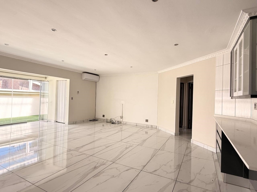 3 Bedroom Property for Sale in Aviary Hill KwaZulu-Natal