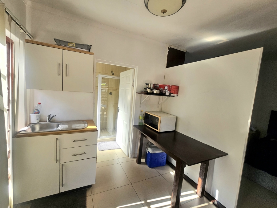 To Let 1 Bedroom Property for Rent in Yellowwood Park KwaZulu-Natal