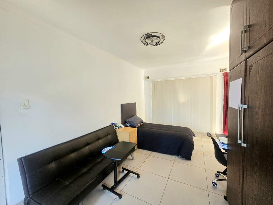 To Let 1 Bedroom Property for Rent in Yellowwood Park KwaZulu-Natal