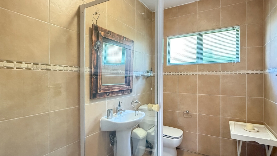 To Let 3 Bedroom Property for Rent in Compensation Beach KwaZulu-Natal