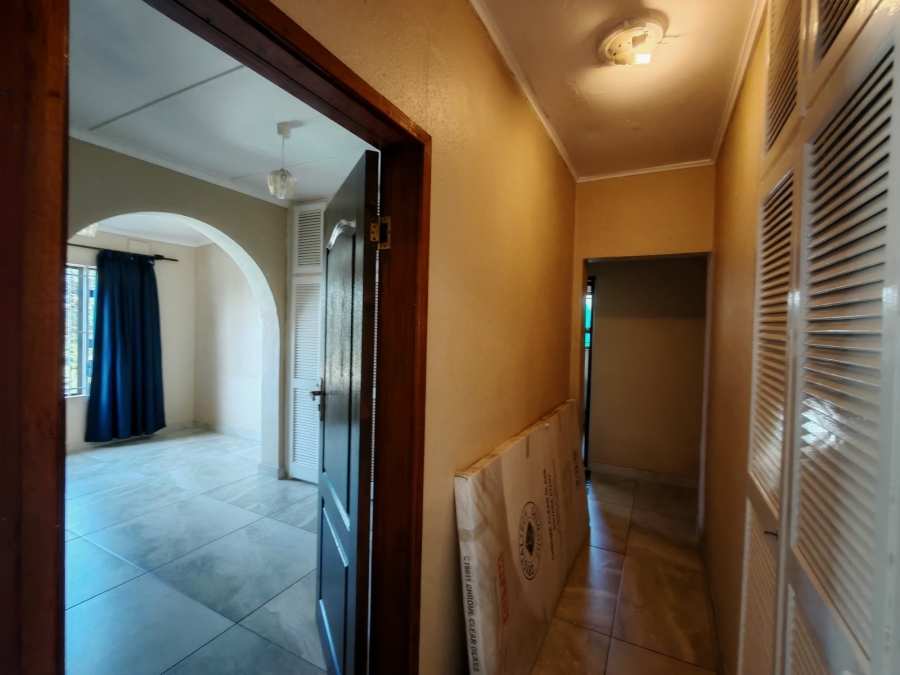 5 Bedroom Property for Sale in Bluff KwaZulu-Natal