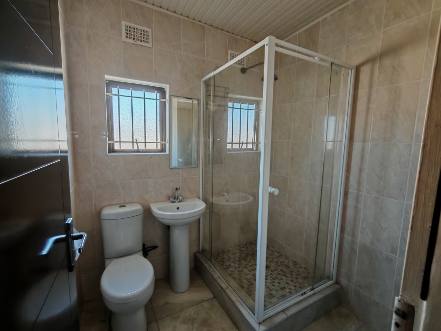 5 Bedroom Property for Sale in Bluff KwaZulu-Natal