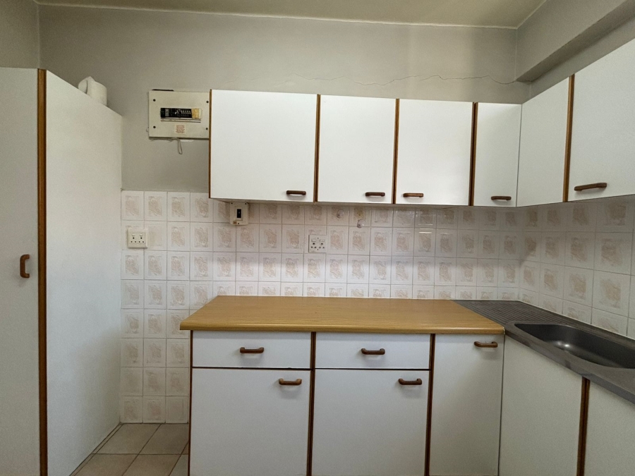 2 Bedroom Property for Sale in Essenwood KwaZulu-Natal