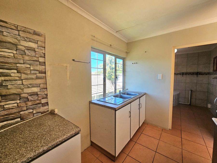 To Let 1 Bedroom Property for Rent in Malvern KwaZulu-Natal