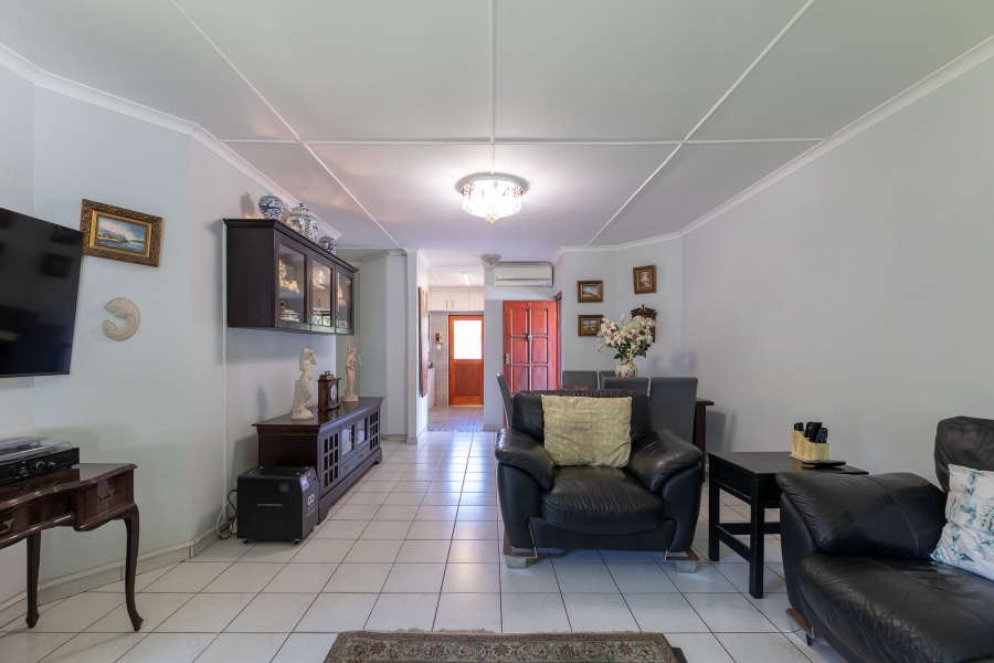 3 Bedroom Property for Sale in Sunningdale KwaZulu-Natal