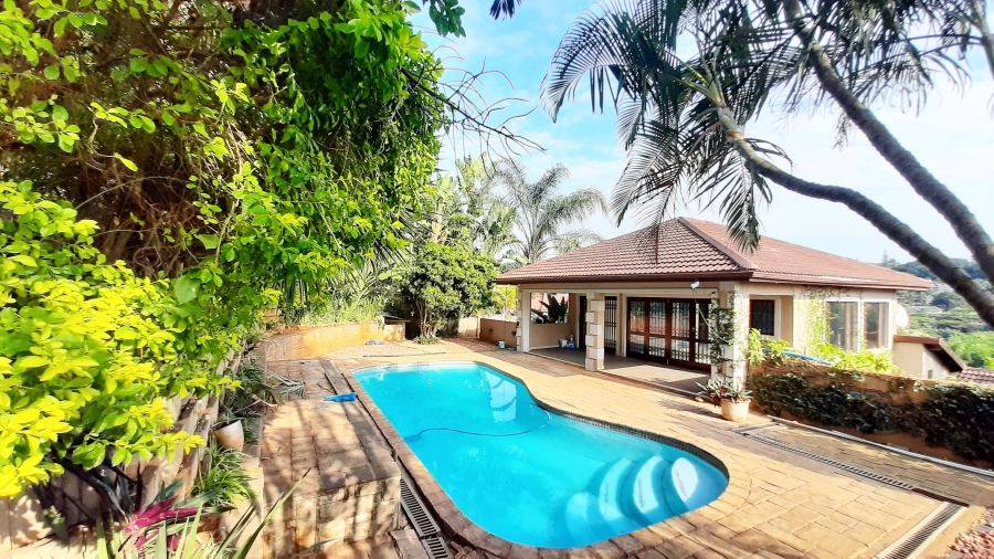 5 Bedroom Property for Sale in Ballito Central KwaZulu-Natal