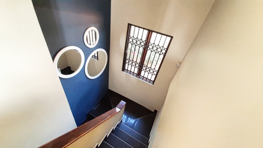 5 Bedroom Property for Sale in Ballito Central KwaZulu-Natal