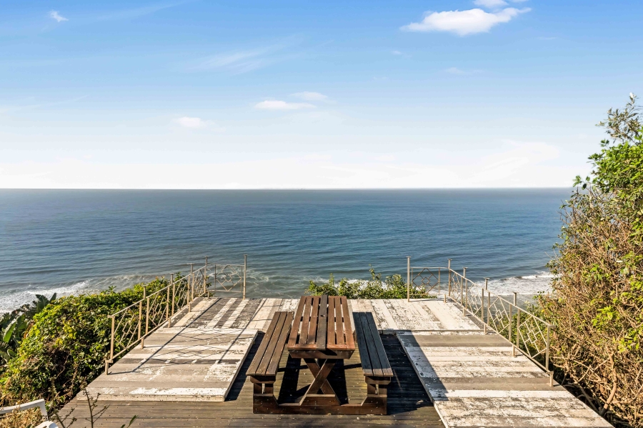 6 Bedroom Property for Sale in Athlone Park KwaZulu-Natal