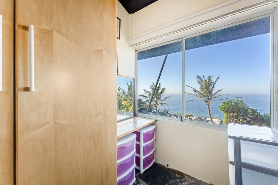 6 Bedroom Property for Sale in Athlone Park KwaZulu-Natal