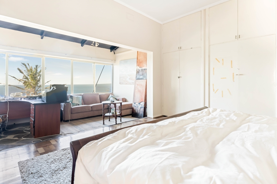 6 Bedroom Property for Sale in Athlone Park KwaZulu-Natal