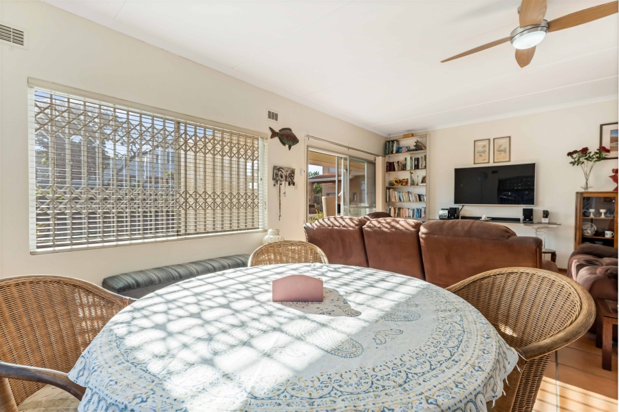 6 Bedroom Property for Sale in Athlone Park KwaZulu-Natal