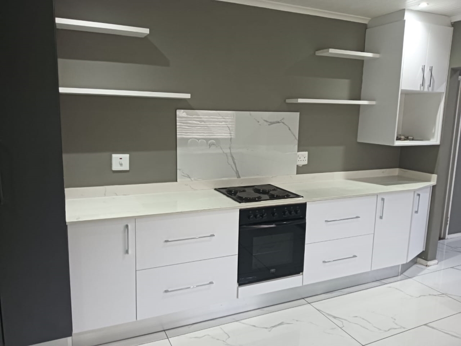 To Let 3 Bedroom Property for Rent in Woodlands KwaZulu-Natal