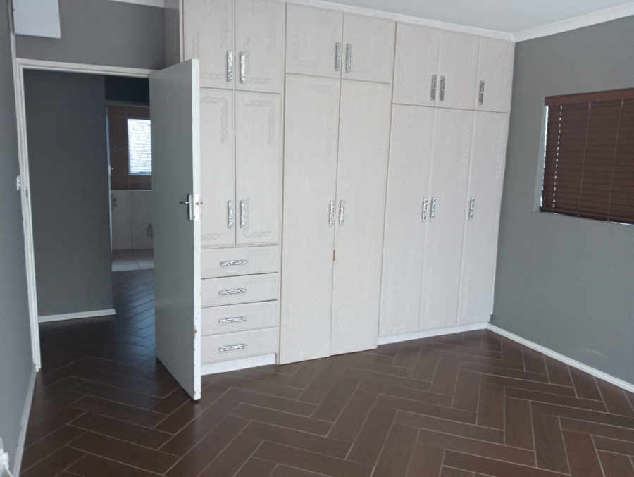 To Let 3 Bedroom Property for Rent in Woodlands KwaZulu-Natal