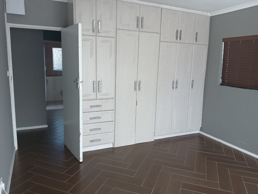 To Let 3 Bedroom Property for Rent in Woodlands KwaZulu-Natal