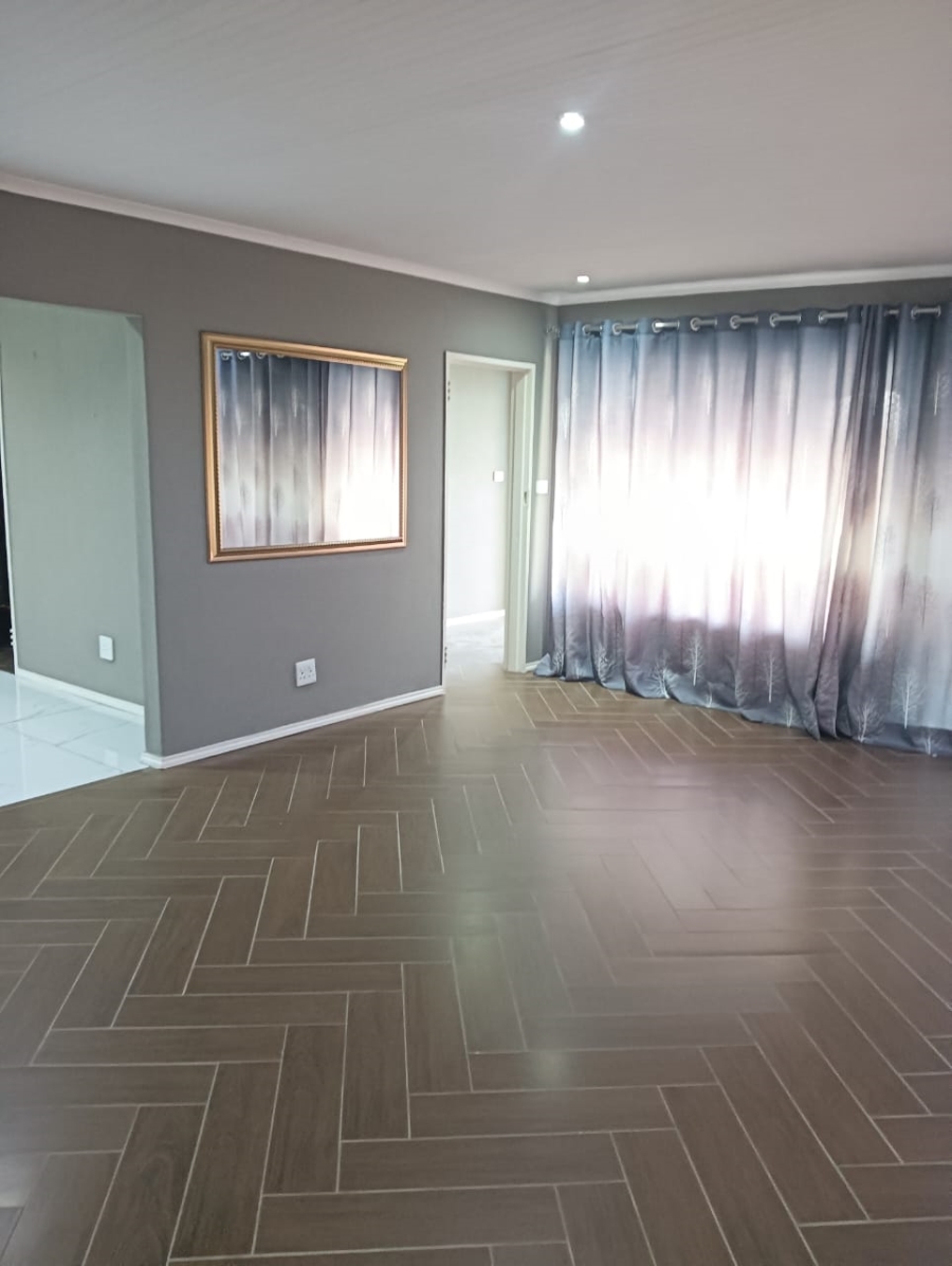 To Let 3 Bedroom Property for Rent in Woodlands KwaZulu-Natal