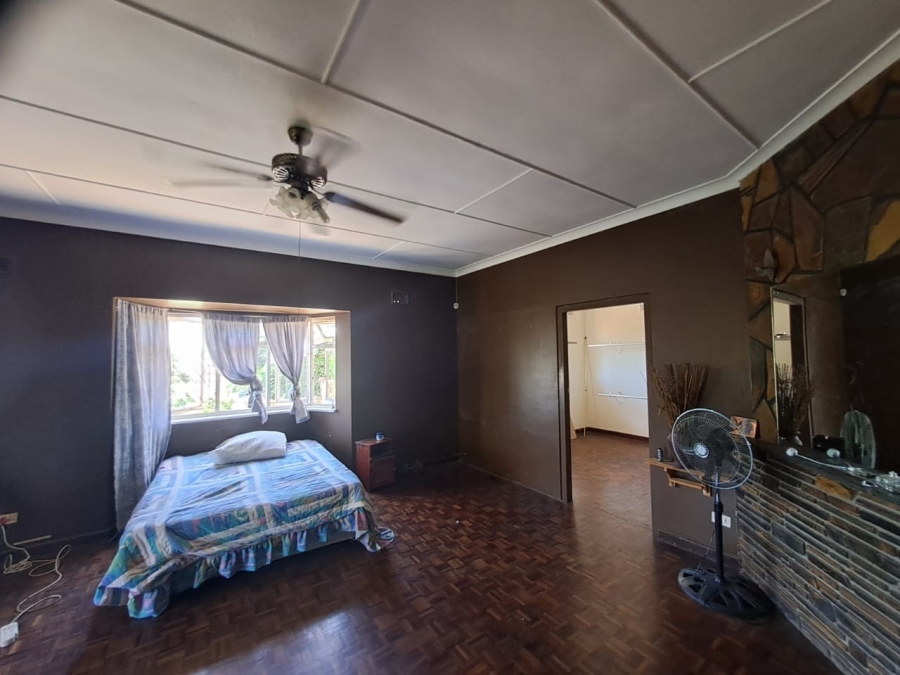 To Let 4 Bedroom Property for Rent in Bluff KwaZulu-Natal
