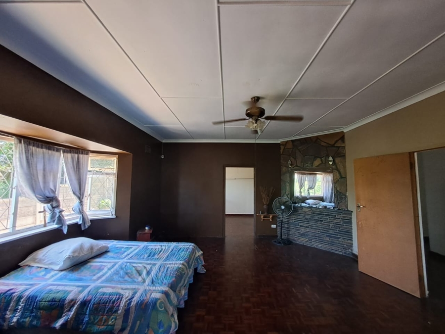 To Let 4 Bedroom Property for Rent in Bluff KwaZulu-Natal
