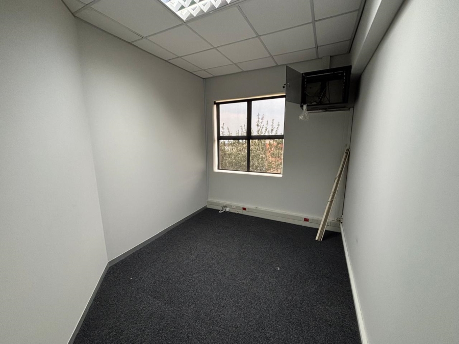 To Let commercial Property for Rent in Montrose KwaZulu-Natal