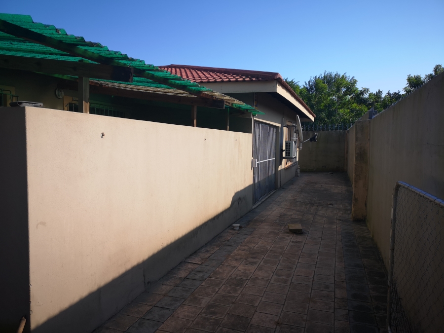 3 Bedroom Property for Sale in Birdswood KwaZulu-Natal