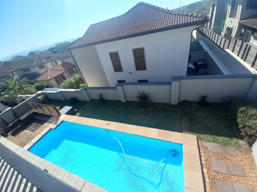 To Let 6 Bedroom Property for Rent in Izinga Estate KwaZulu-Natal