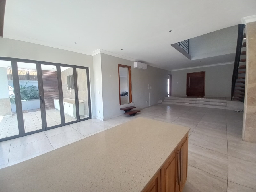 To Let 6 Bedroom Property for Rent in Izinga Estate KwaZulu-Natal